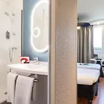 Hotel Ibis En Champagne