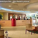 Ibis En Champagne Hotel 3*