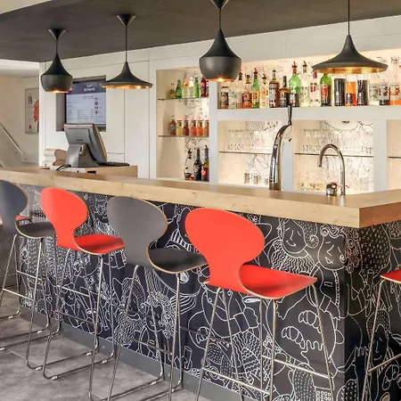 Hotel Ibis En Champagne 3*