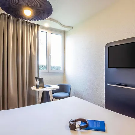 Szálloda Ibis En Champagne 3*