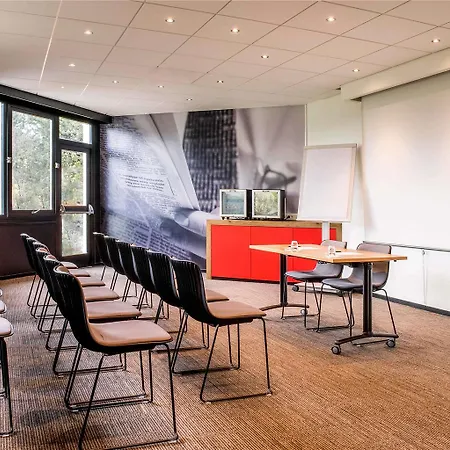 Hotel Ibis En Champagne 3*