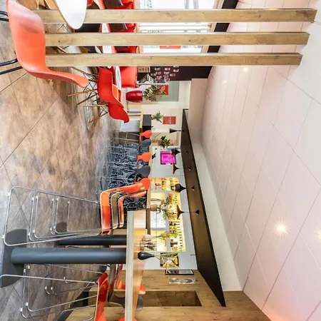Ibis En Champagne 3* シャロン・アン・シャンパーニュ