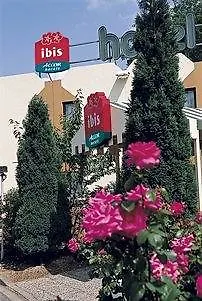 Ibis En Champagne Отель 3*