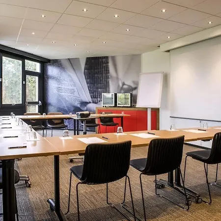 Hotel Ibis En Champagne 3*