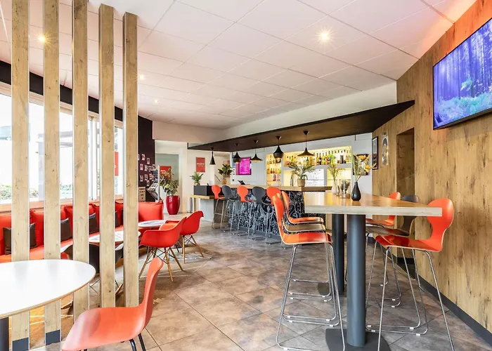 Ibis En Champagne Szálloda